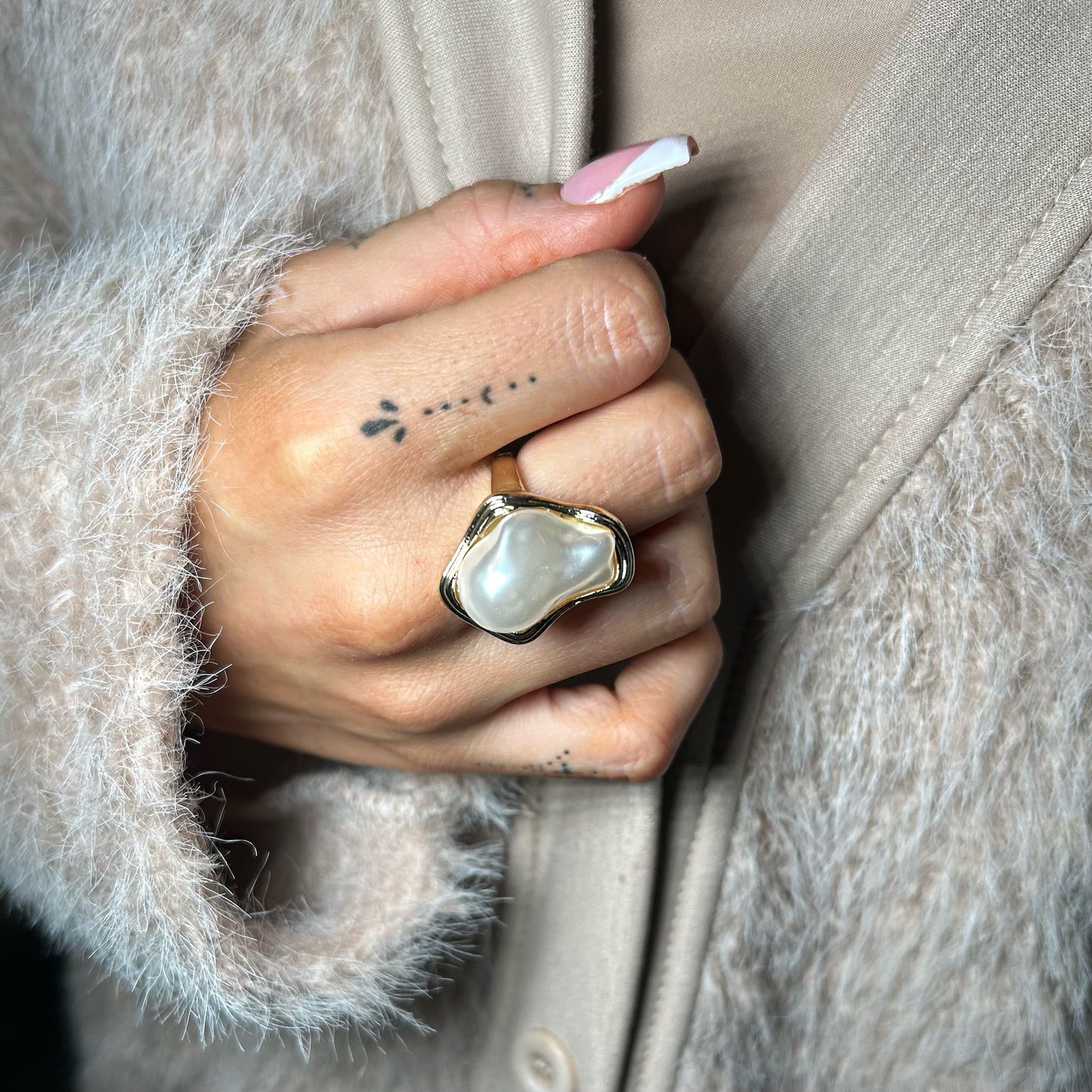 Enlarged Pearl Ring