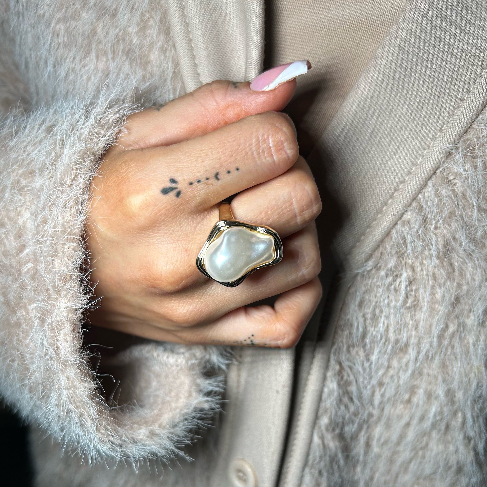 Enlarged Pearl Ring