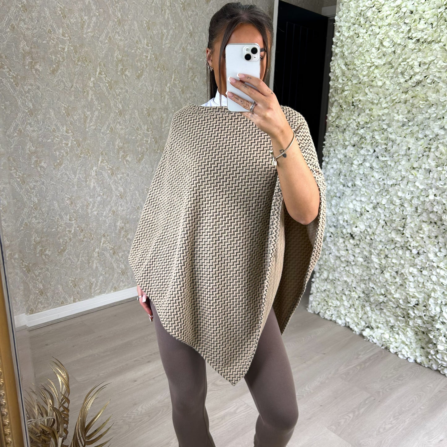 'Annabelle' - Poncho