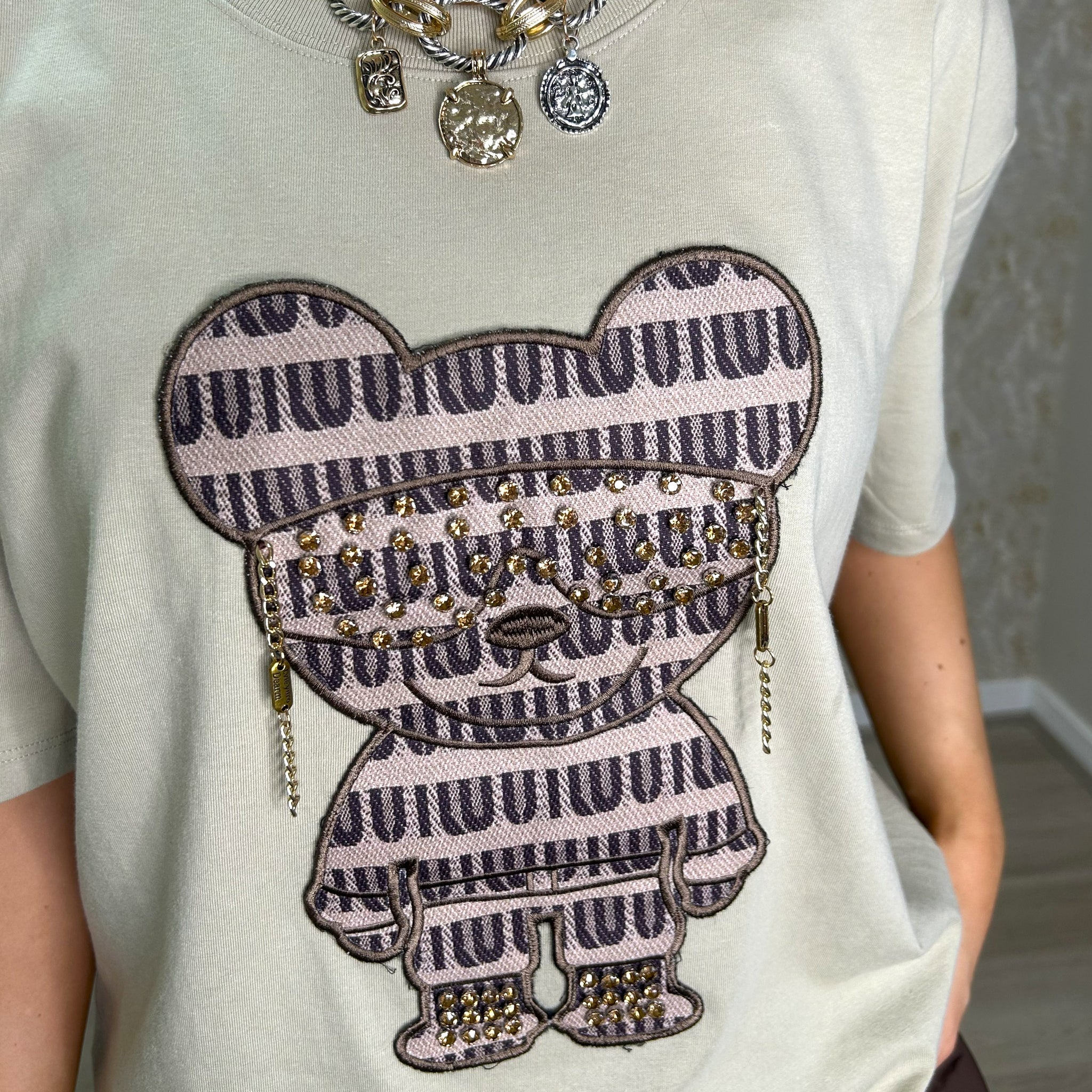 Relaxed Designer Inspired Graphic T-shirt