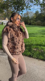 'Briony' - Luxe Faux Fur Leopard Gilet